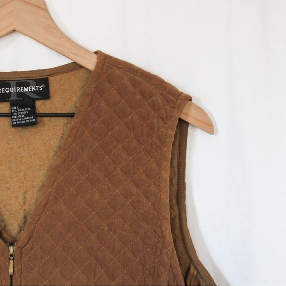 Vintage Requirement Brown Quilted Faux Suede Zip Front Vest Large - Picture 2 of 6